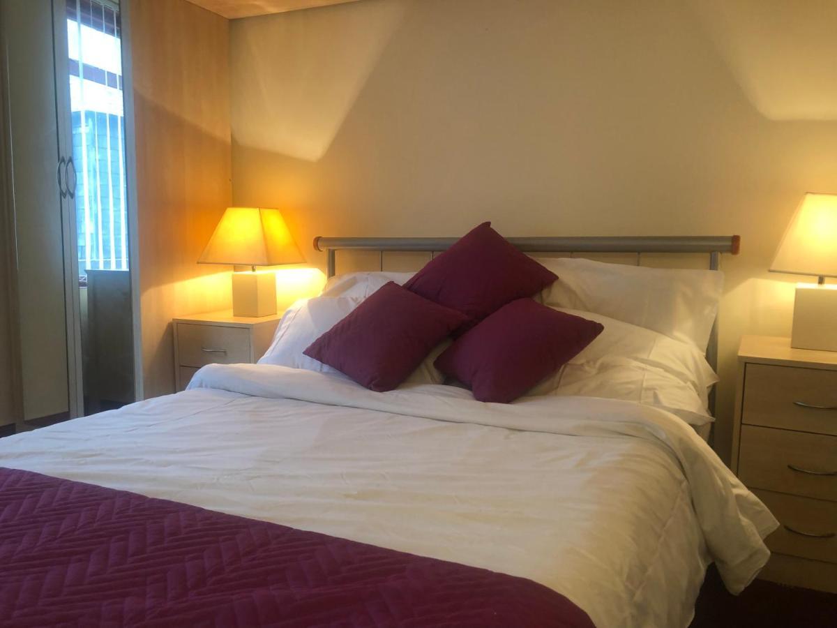 Executive Serviced Apartments 2 Forfar Bagian luar foto